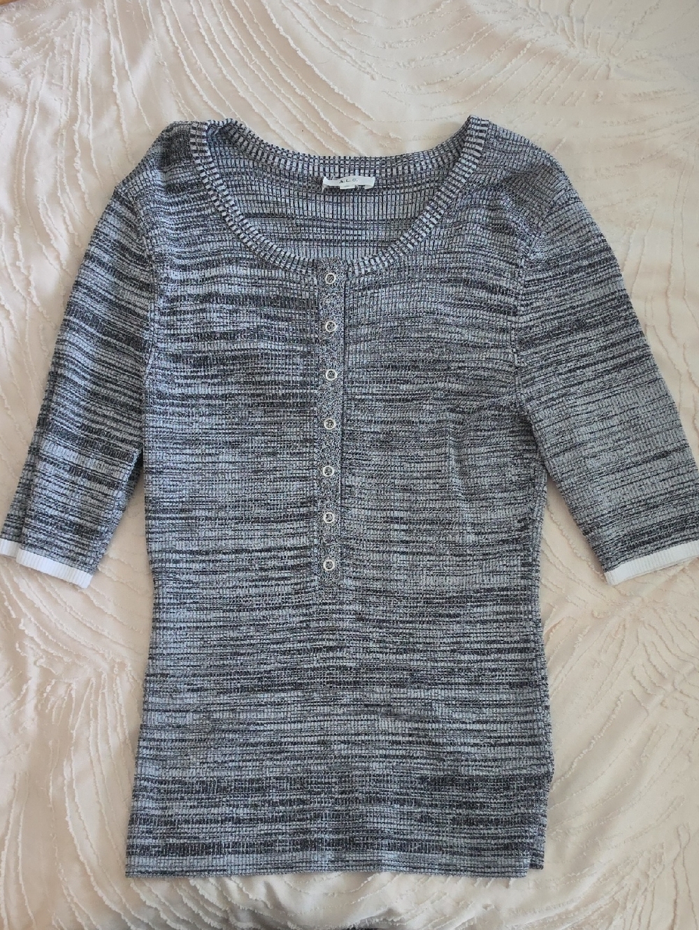 A.L.C. Gray Marled Short-Sleeve Scoop-Neck Button Top